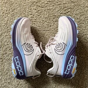 Topo Athletic Vista Trail Running Shoes